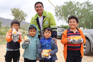 CHOCOLATADA Y ENTREGA DE JUGUETES